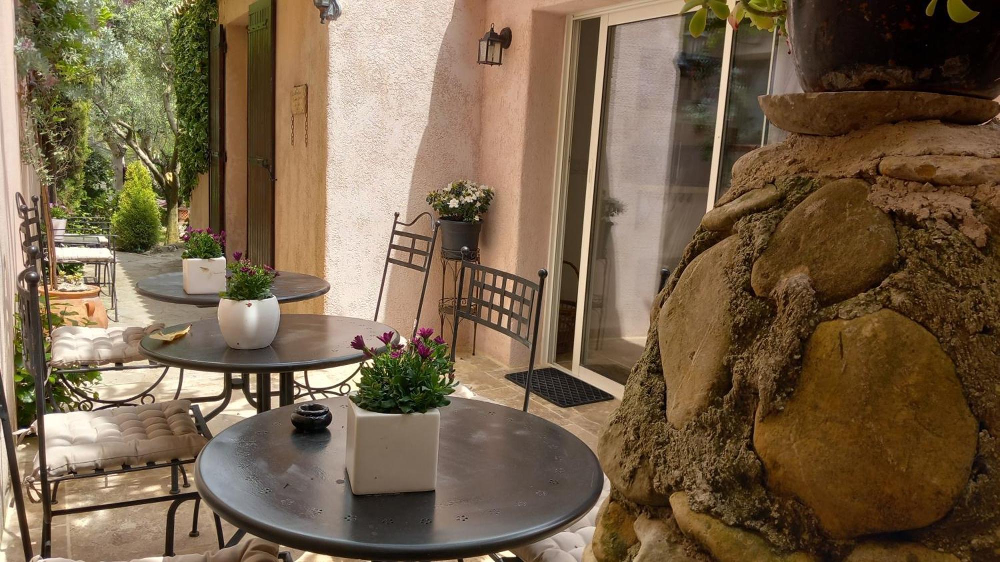 La Sapiniere -Chambres Climatisees Buisson Kültér fotó