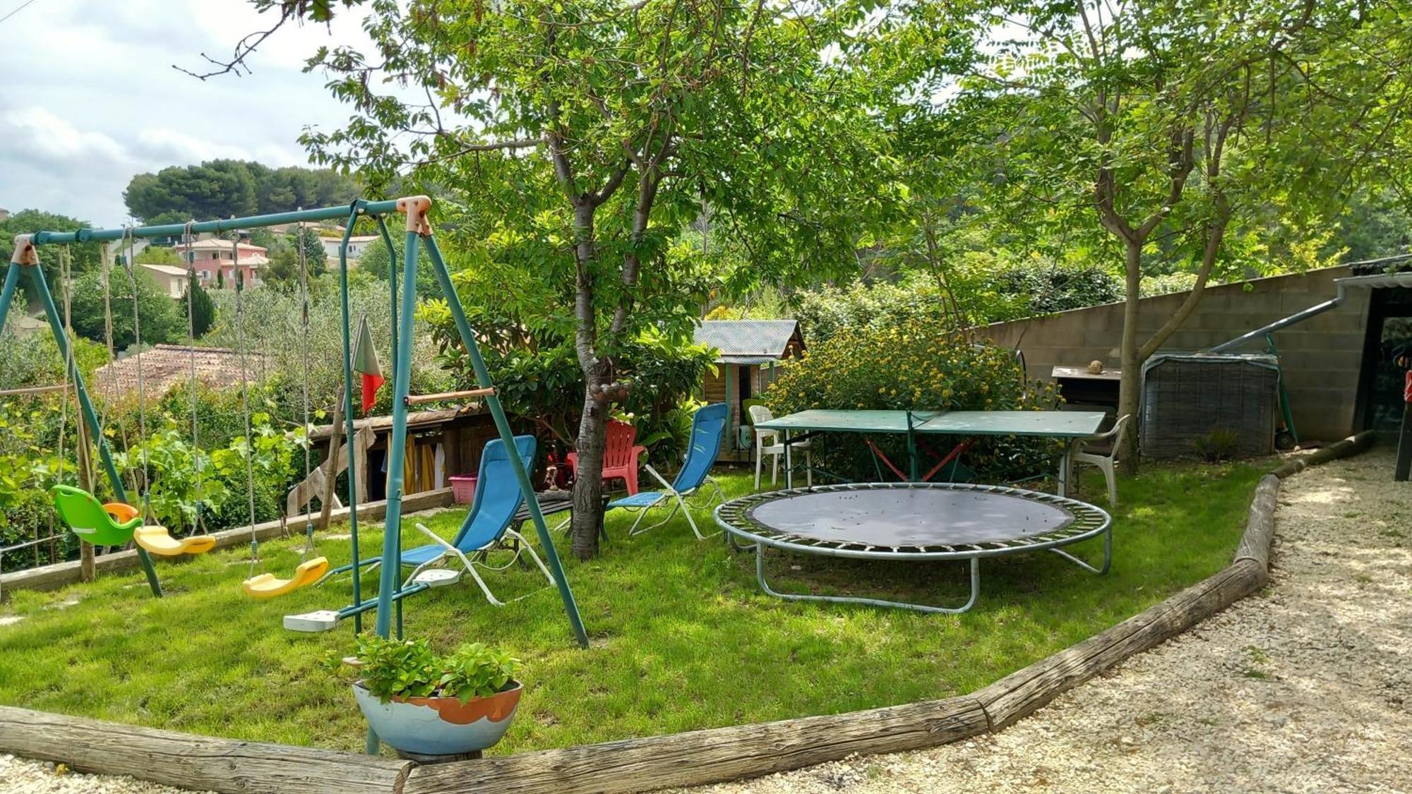 La Sapiniere -Chambres Climatisees Buisson Kültér fotó