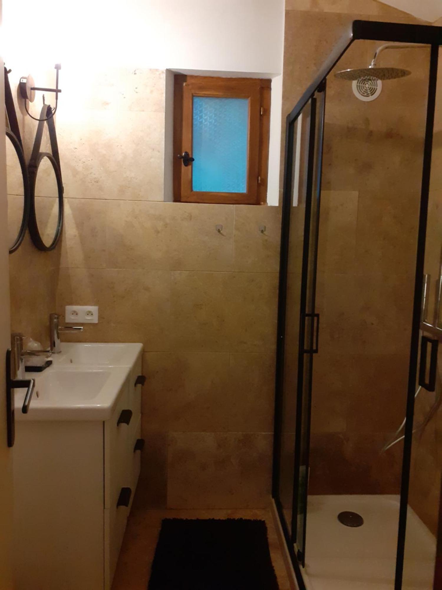 La Sapiniere -Chambres Climatisees Buisson Kültér fotó